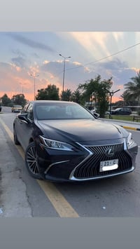 لكزس ES350 • ٢٠٢٢ • أمريكي