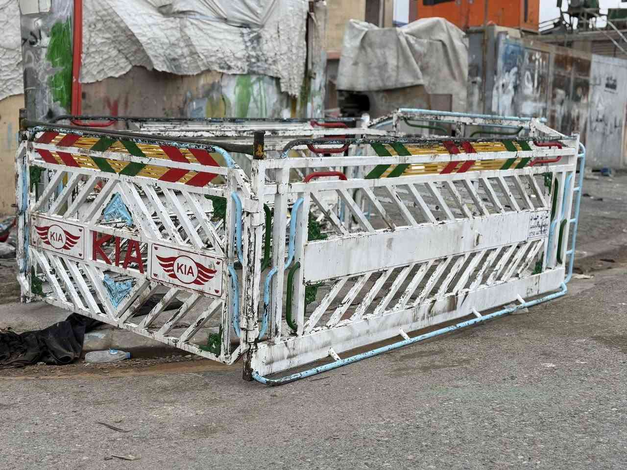 چەمچەی کیای بۆ فرۆشتن  بۆ ٢٧٠٠و ٣٠٠٠دەبێ دەست کردی ئازاد حدادە
سعری ٣٢٥ دۆلار 
شوێن هەولێر 
***********
