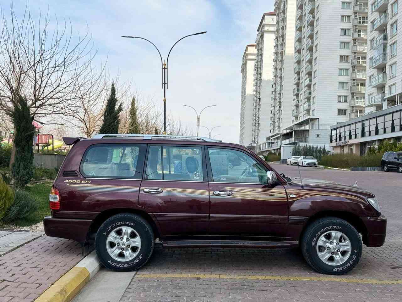 تويتا لاندكروزر 2001فول مواصفات محدث ٢٠٠٧دبل أكسل دبل تانكى دشبول ثلاجه كير محرك شرط صدر حداديه كهربائي كلها بشرط ٤تايرات جديد باترى جديد أدامه كامل سلايت كشن خزن سياره بسمى تحويل أصل هزه براد جديد منظومة غاز أيطالى ٧٣لتر بالنسبه صبخ ٢قطع صبخ +شبرين جوه باب سايق صبخ بدون دواخل سونر موجود داخل صور السعر ١٢٧ بيها مجال حك جيه شراى تعال شوفها تدلال *********** العنوان كركوك حريه قرب جامع سيد المرسلين 
تويتا لاندكروزر مونيكا فول مواصفات سعرى ١٢٧شوين كه ركوك ٢پارجوه به ليك بوياغه بى ناو كه رتن به ناوه خومويه سونريم داناوه هزوره به رادى هه موى تازيه مه منضومى غازى له كه له ٤تايه تازيه باترى تازيه يه ك دينار مه سرفى نيه مالى دوسته *********** كركوك, العراق
