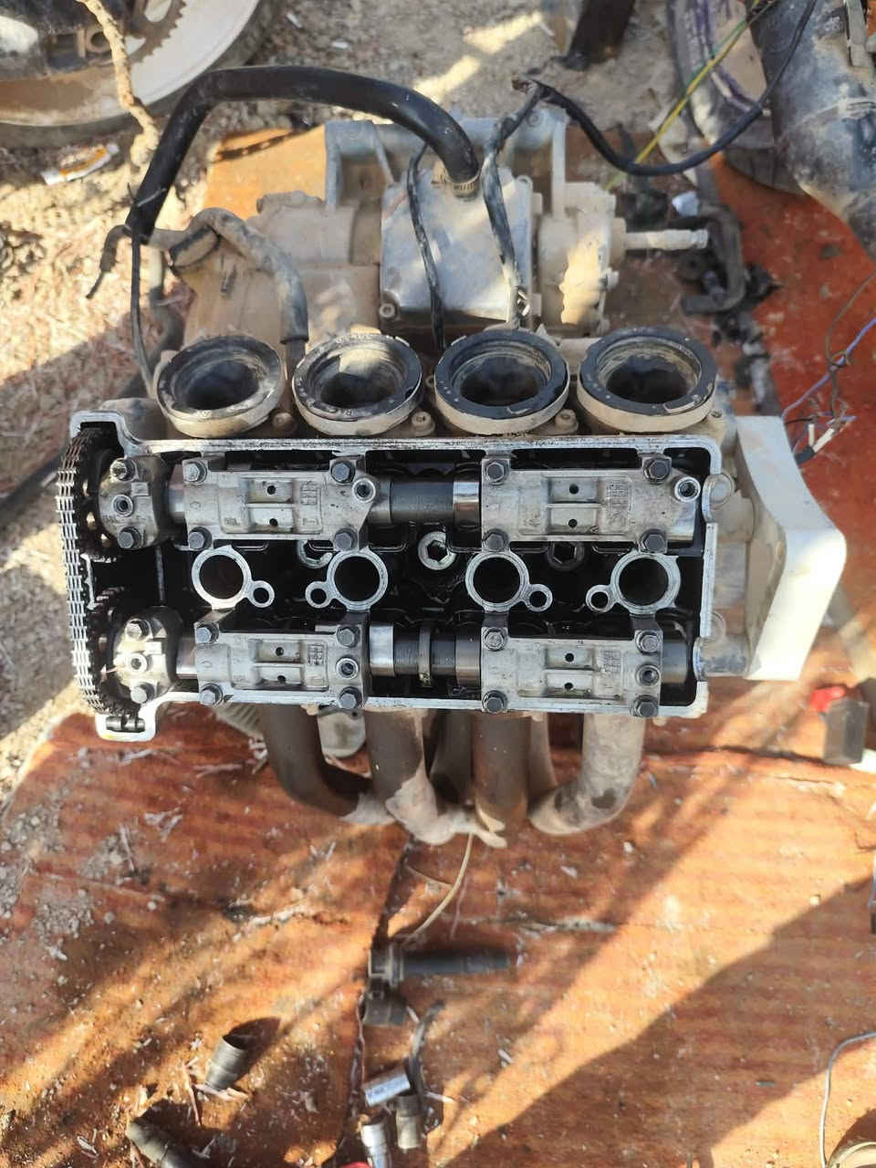 سلام عليكم محرك ياماها ار6 نضيف كلش بس عوزه قسله ويه عقل مال ياماها ار6 وعدي وياله وجم شقله متواجد عله فيس وتساب ***********
