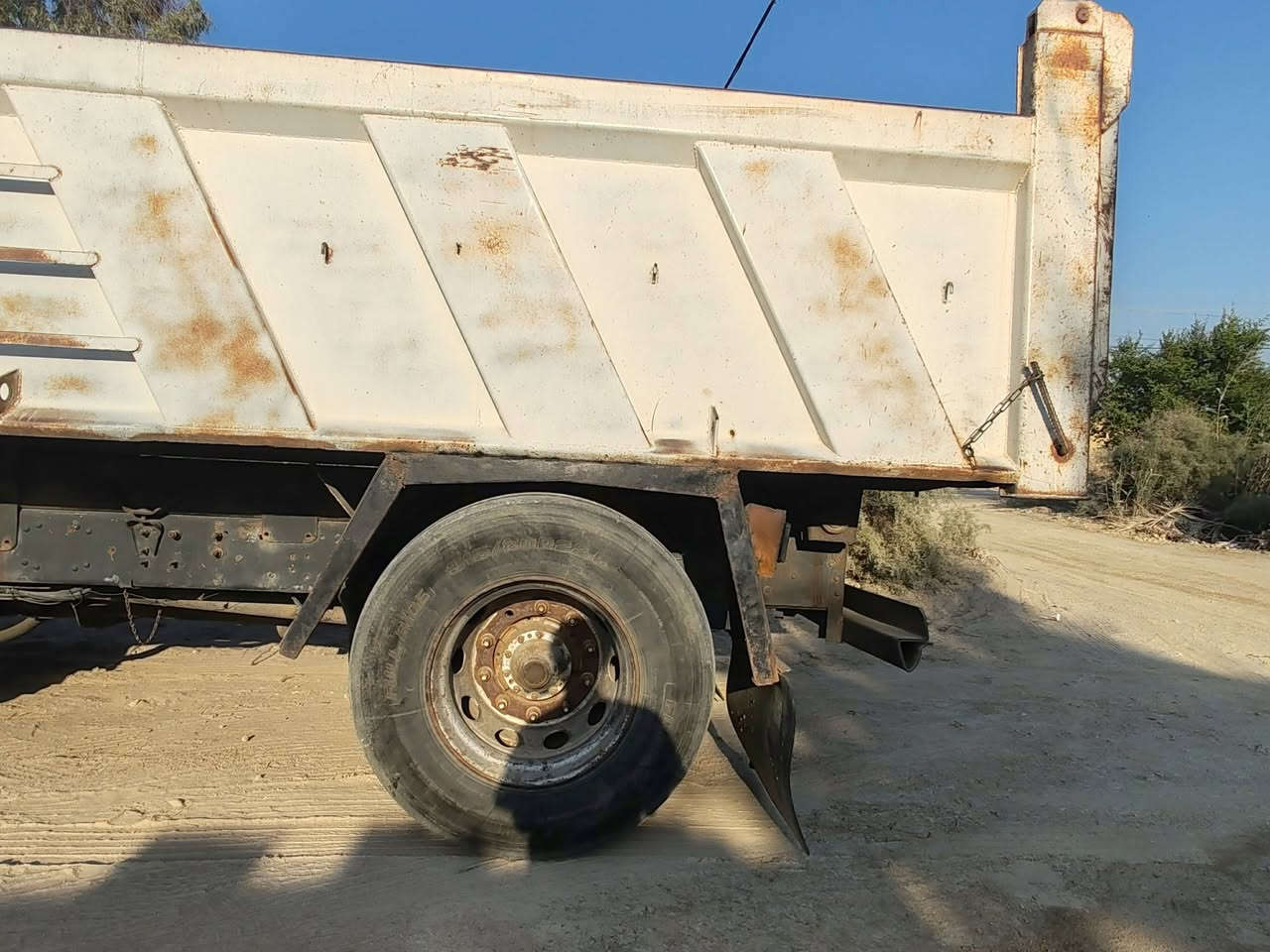 سكانيا موديل 97  رقم نكليزي ذي قار شاصي مكفول سياره جاهزه الاتصال رقم تلفون  ***********
***********
