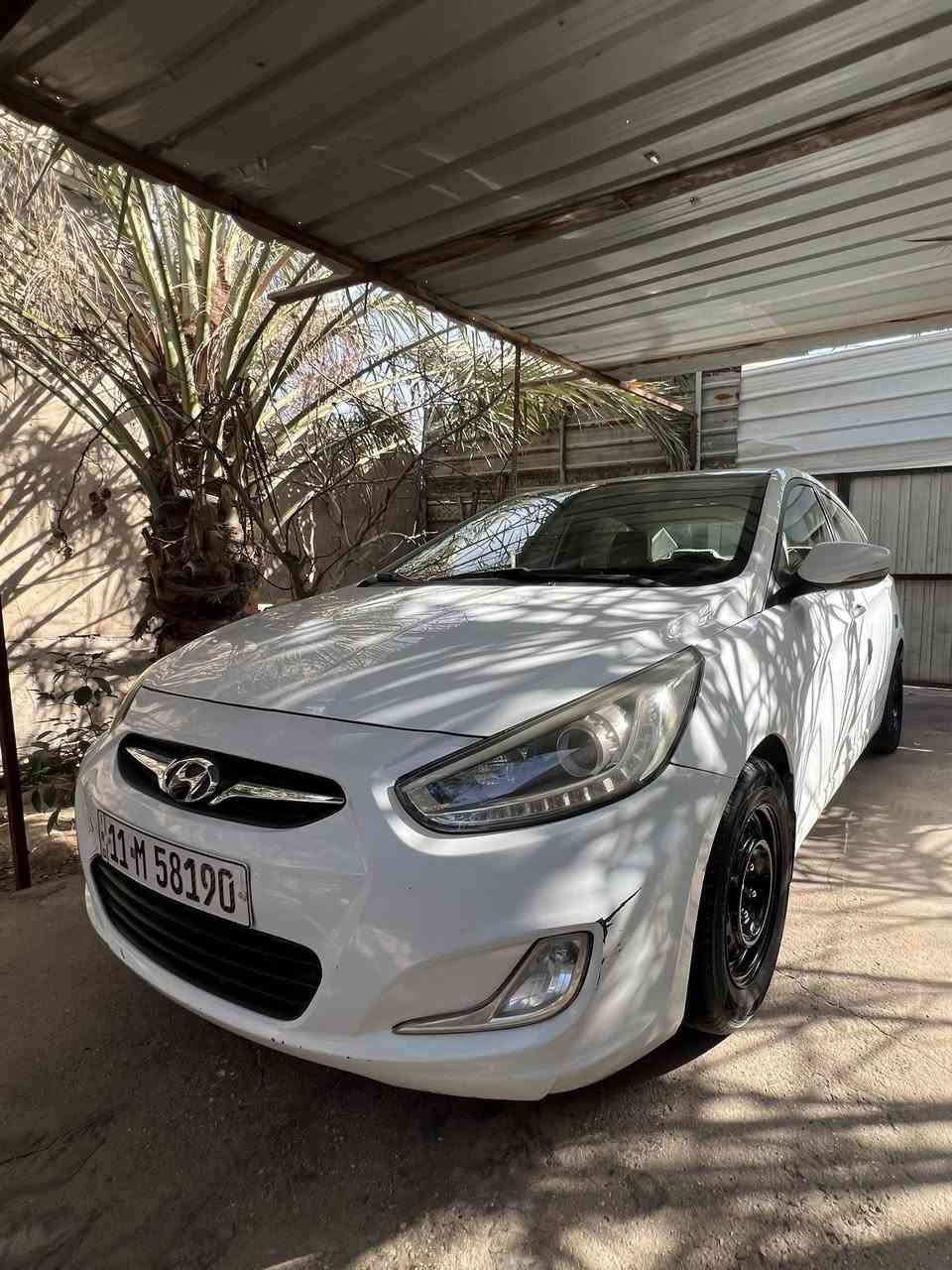 السلام وعليكم
اكسنت خليجي 2014 
 1600 / السيارة فول 
لغد / شاصي / مكينه مكفول
بيه مكانات صبغ 
ماشية 115 الف
السيارة ب اسمي شوكت متريد احولك
السعر ( 96 ) وبيه مجال بسيط
الموقع :  بغداد / الدورة
***********
