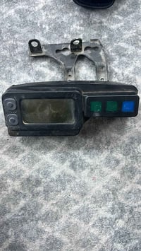 دشبول قفاز كاوسكي • حالة ممتازة • ماكو توصيل