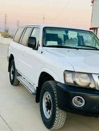 تحياتي الجميع باترول سفاري 2005رقم سليمانية كيرمحرك كلة بشرط بدون ضرب ...