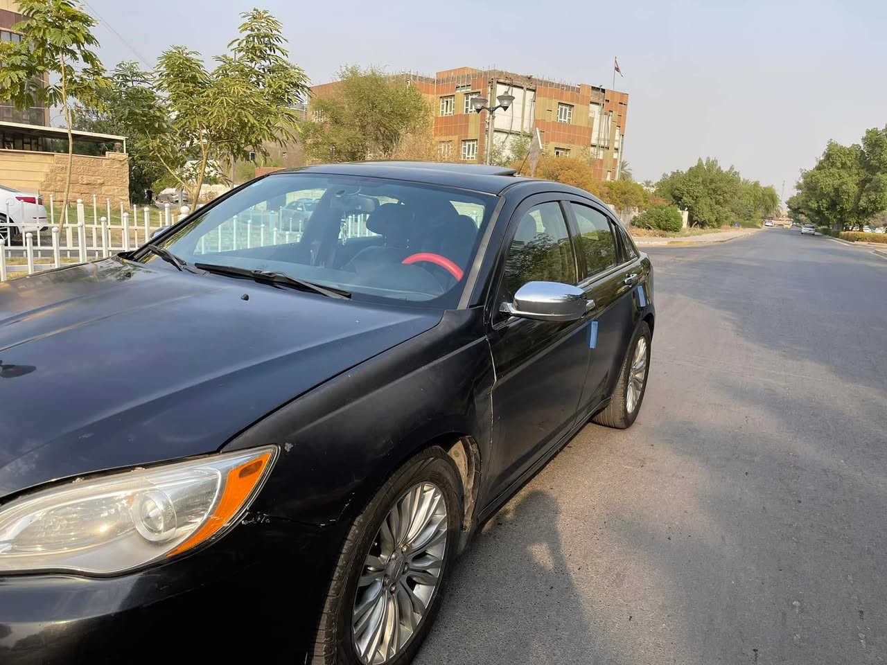 سيارة C200 ضخامة و هيبة و قوة رقم بغداد
مكفولة و تبريد و مداور بأي وقت تريد للبيع السعر 94 ورقة 
رقم الموبايل للاستفسار ***********
