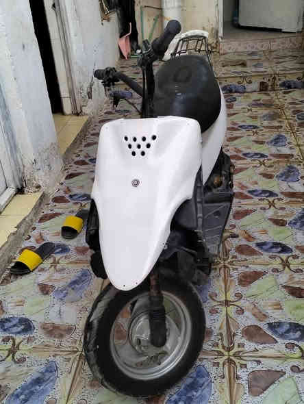 السلام عليكم شباب دراجه 9 للبيع مجفته  مرا وحده شلعه ونهضتهه بيهه صوت بلاكسن  مكاني القرنه مزيرعه :: السعر 140 وبيها مجال )) للاستفسار :***********
