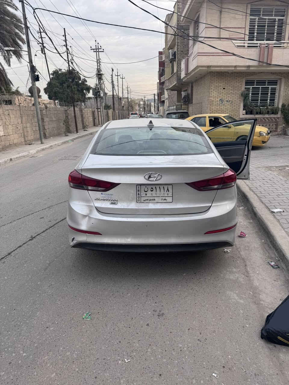 سلام عليكم النترا 2017 رقم بغداد سعرها 118$ مكان السيارة بغداد واتساب ***********
