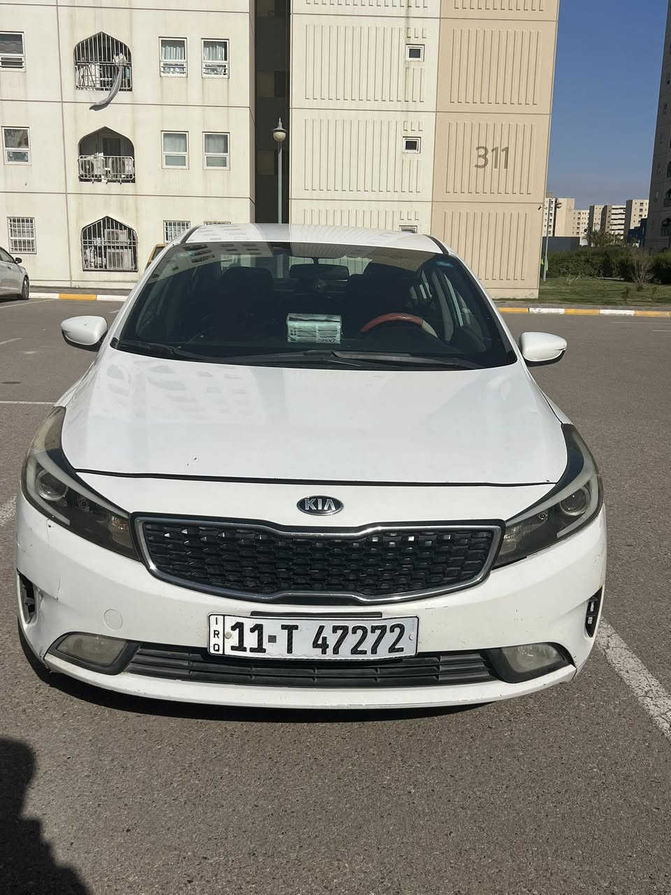 السلام عليكم
فورتي 2017 وارد امريكي رقم بغداد
حادث بنيد  يعني قطعه وحدة
وبارد بالجاملغ 
ماشيه 94 مكينه 2000
تخم تاير
داخل كله جديد😊
السعر 125 بيه مجال بسيط 💯💯
مكان بغداد مجمع بسمايه 🏢
هاتف ***********.👥
