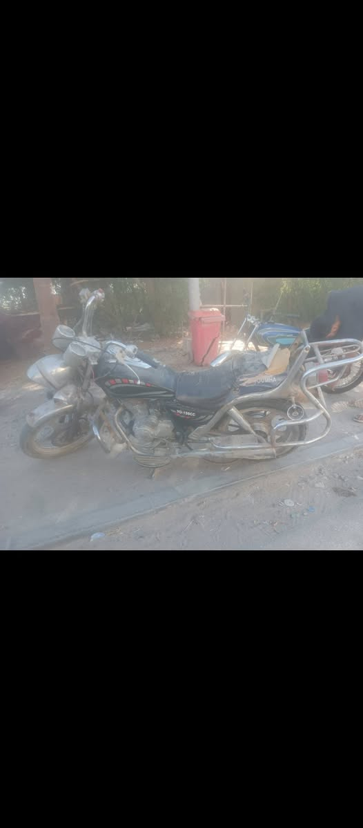 لبيع محرك بجيس. متروكه  240 بيه مجال ***********
