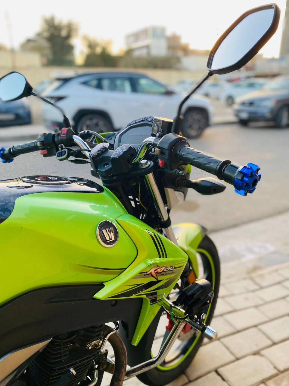 هاوجي للبيع موديل 2020 مسجل وكامل لوحات اجنبي تحويل مباشر دراجه نضيفه وناعمه وبلاديه وبلحقيقه احله من الصور مكان الانبار الرمادي
***********
