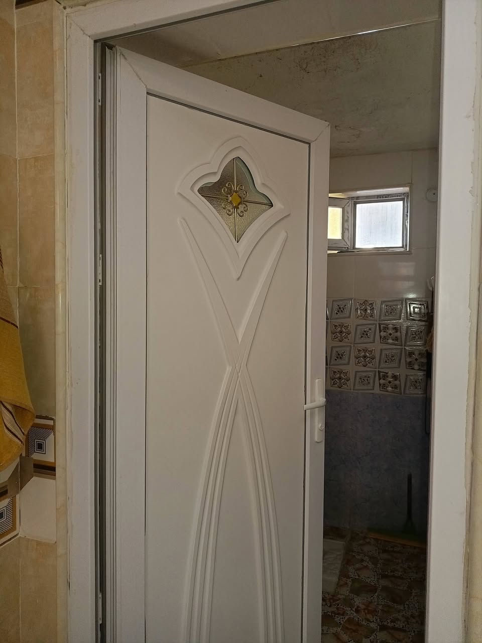 ياالله 

يوجد لدينا بيت للبيع حي ميسان قطاع 24 قرب المشتل الكبير مساحه 100متر يحتوي على غرفه وصاله واستقبال ومطبخ وصحيات صب كونكريت ارضيه كاشي درجه اولى جدران سيراميك سقوف لبخ بورك إلسعر المطلوب 

97مليون قابل للتفاوض

 يرهم مراوس

للاستفسار والمعلومات الاتصال بنا ع الارقام التاليه 

***********

***********

***********

او مراجعه مكتب ألروان للوساطه العقاريه والمقاولات العامه 

عنوان المكتب حي ميسان ع الشريط قرب صيدليه الشراع 

عندك بيت عرصه للبيع راسلنه وات ساب وتدلل 

للات
