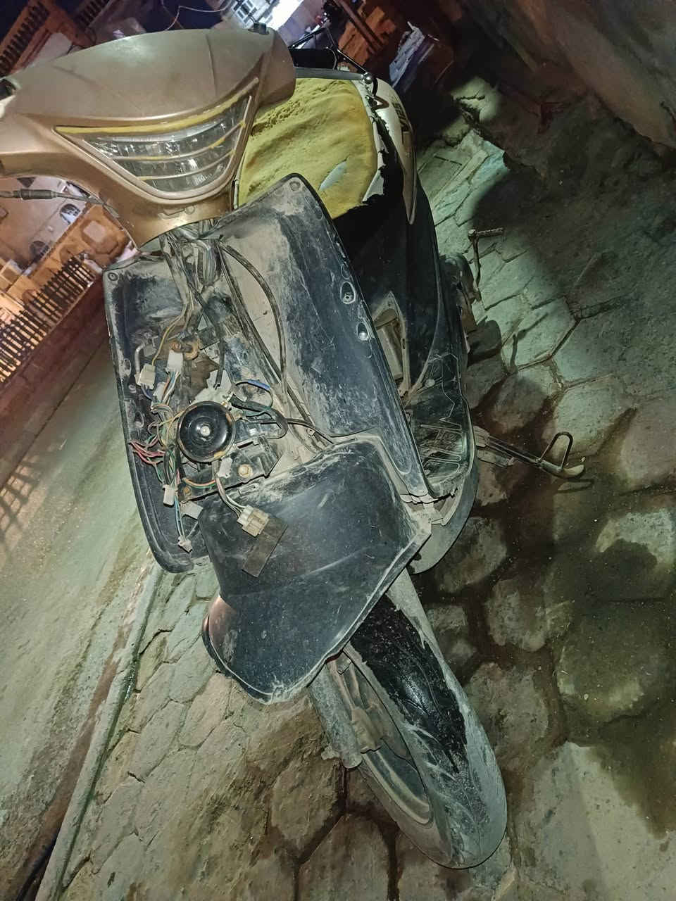 سلام عليكم اخوان
دراجه ماكس للبيع مكينه خير من الله عوزها بس كفرات
سعرها مناسب كلشش  كلشش
‏ اتصل على هذا الرقم ‏‪0773 403 6960‬
