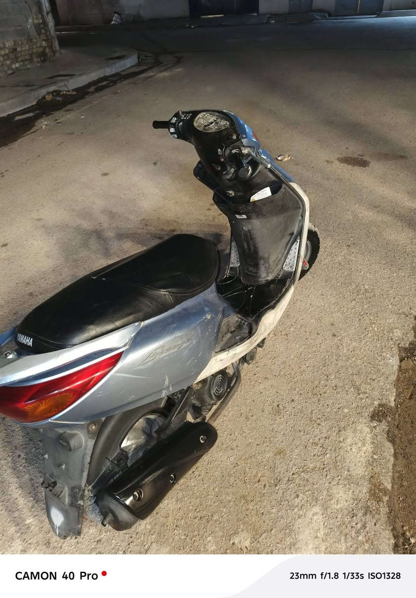 دراجه نظيفه شوفت عينك نقص بك لايت و عداد مكان بغداد الشعله سعره 450 و بيه مجال رقم ***********
