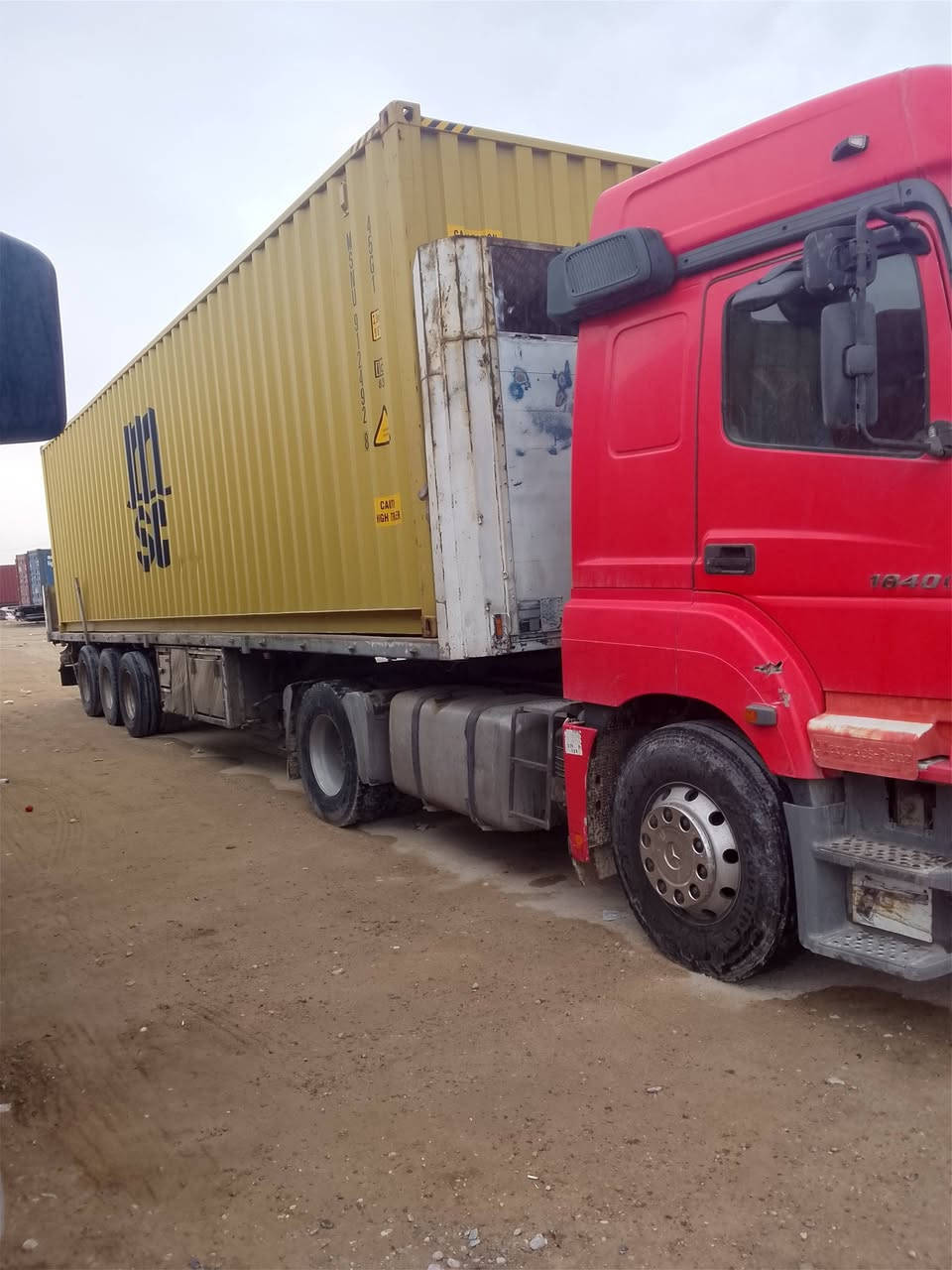 سلام عليكم اكسور للبيع 2005 راس وعربانه  سعر والتفاصيل ع هذا الرقم***********
