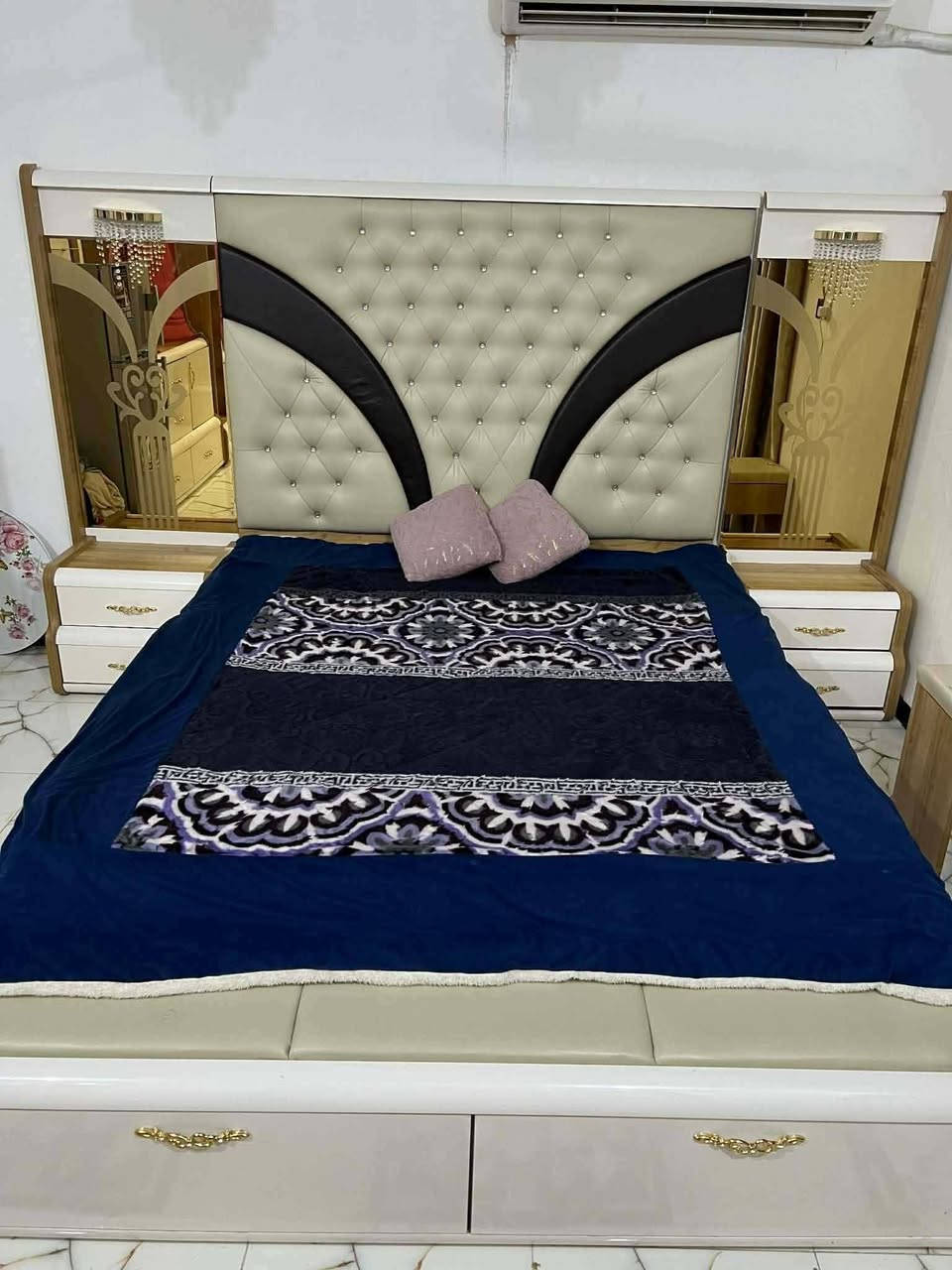 الغرفه البيضه ابمليون


**إذا كنت صاحب هذا الإعلان وتريد حذفه لأي سبب، رجاءا أرسل رسالة إلى الدعم الفني**
