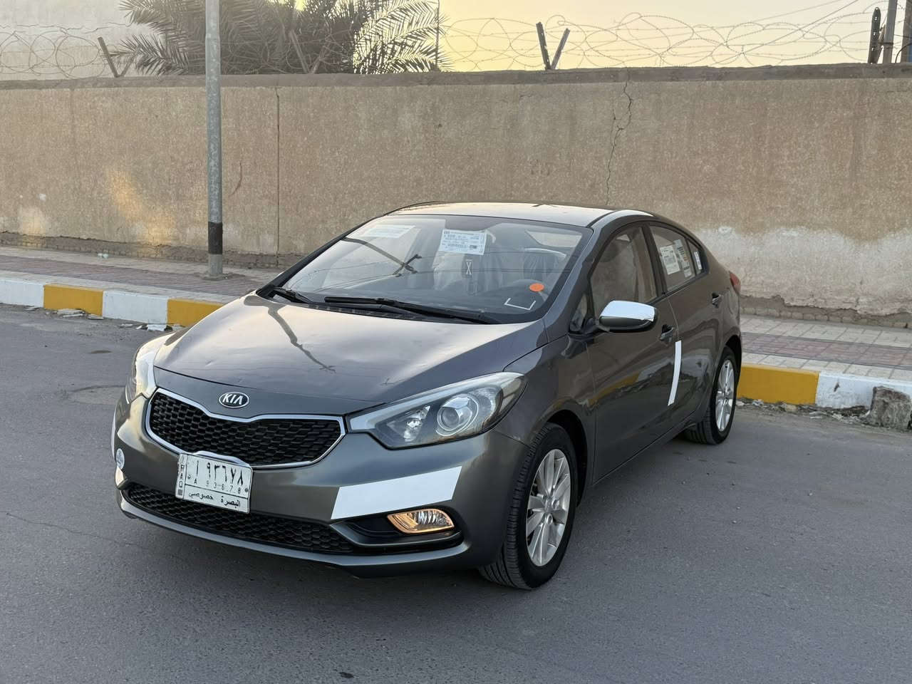 السلام عليكم
سيراتو 2015 وارد خليجي رقم بصره حره ب اسمي مداور ثاني يوم مكفولة من ضربه وصبغ وتبديل عدا بارد بلباب ومقدمه جاملغ سونار مرفق مع الصور نص فول مكينة1600دكشن عالي مامفتوح مكينه وكير وحداديه وتخم تاير جاهزه ماعوزه نقص 
السعر/110 وبيه مجال ترهم مراوس
الناصرية قرب جسر نبي الله ابراهيم
***********
