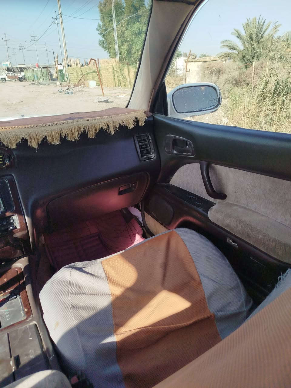 للبيع سياره بطه
كير ومكينه كفاله 
بصره قضاء المدينة 
السعر45
***********
