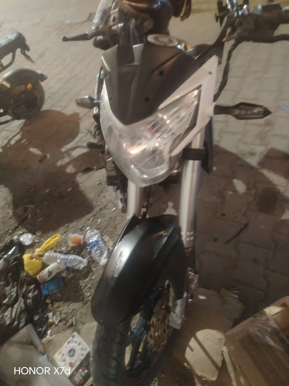 NAMI Z-ONE180 ايرانية.
موديل 2017
رقم بصرة والسنوية ضايعة بس عندي ستنساخ
مكينة 180cc مفتوحة مبدل گير وبيها نضوح
السعر مليون و١٠٠ قفل
***********

