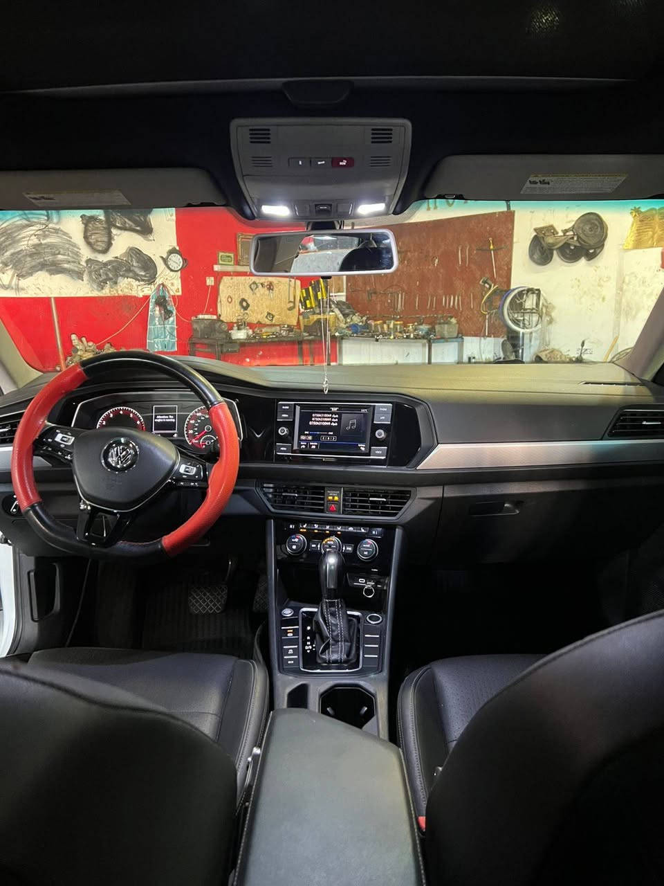 جيتا 2021 فول موصفات قطع صبغ مع نص تكم بدون دواخل كير محرك بشرط عليها ١٠ اوارق غرامه ينزل من السعر 145 ورقه مكان دهوك *********** دهوك, العراق
