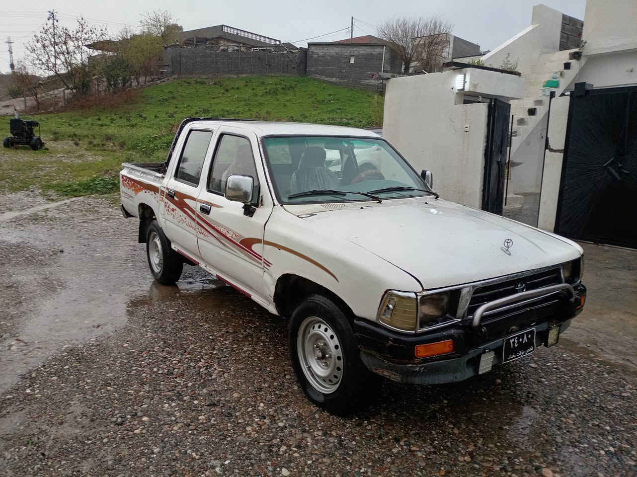 توێتا پیکاب مەکینە سێ واو شەش گێڕ ماڵی کاسبیە ئاڕم کۆنەکی لەگەڵە زەمانی کیشەی مەدەنی، دەکەم شوێن تەق تەق سعری 17$
(***********) (***********)
