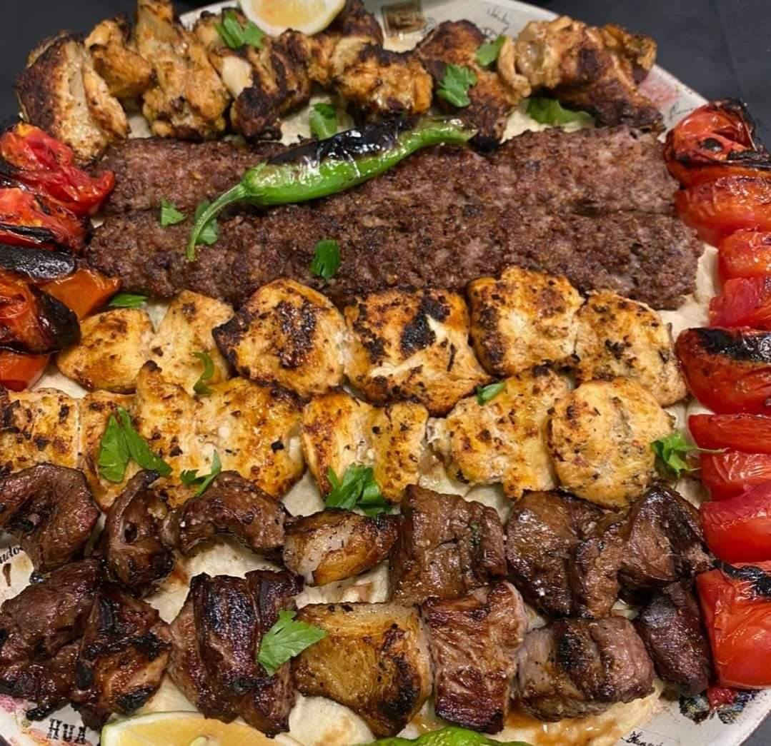🔥 أشهى المشويات والطعم الأصيل بانتظاركم 🔥

إذا تدور الطعم الحقيقي للمشويات… وصل المكان الصح 😋
مشويات طازجة يومياً وبأفضل الأسعار.

🍢 المشويات
كيلو كباب – 20 شيش : 12000
نص كيلو كباب – 10 شيش : 6000
كيلو كباب دجاج – 20 شيش : 12000
نفر كباب لحم : 4000
نفر معلاك : 4000
نفر تكة : 4000
نفر كباب دجاج : 4000

🍗 الدجاج
دجاجة ذبح : 9000
نص دجاجة : 5000
نفر أجنحة – 16 جناح : 6000

🍛 الصواني
صينية تمن ومرق : 5000
صينية على دجاجة : 14000
صينية على نص دجاج : 10000
صينية مندي دجاجة : 14000
نص دجاجة مندي : 10000

✨ الطعم اللي يخليك ترجع مرة ثانية


**إذا كنت صاحب هذا الإعلان وتريد حذفه لأي سبب، رجاءا أرسل رسالة إلى الدعم الفني**