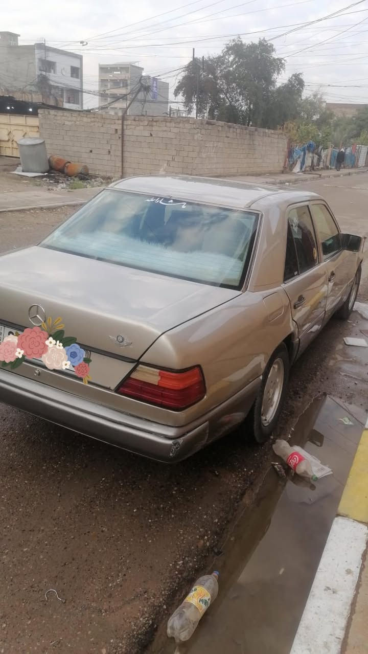 للبيع للبيع  مارسيدس دب 300 السياره كلها شرط وبلادي فقط قاعده الدبل الاماميه مبدله مكان السياره صلاح الدين قضاء العلم 
السعر 60$ وبيها مجال للاستفسار اكثر الاتصال ***********
