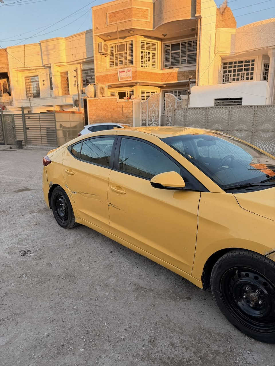 السلام عليكم النترا 2017 مكينه 2000 ما مفتوحه بدون دواخل بجم كبس. فقط حادثه السعر 112 وبيه شي بصيط. سياره نضيفه جدا بغداد البلديات *********** سياره بدون ايرباك
