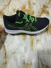 ازيكس • مقاس ٤٠ • توصيل