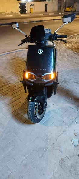 دراجه تيسله نضيفه استعمال  قليل السعر بمليون وبيها مجال قليل  البكان بصره القبله حي المهندسين ***********
