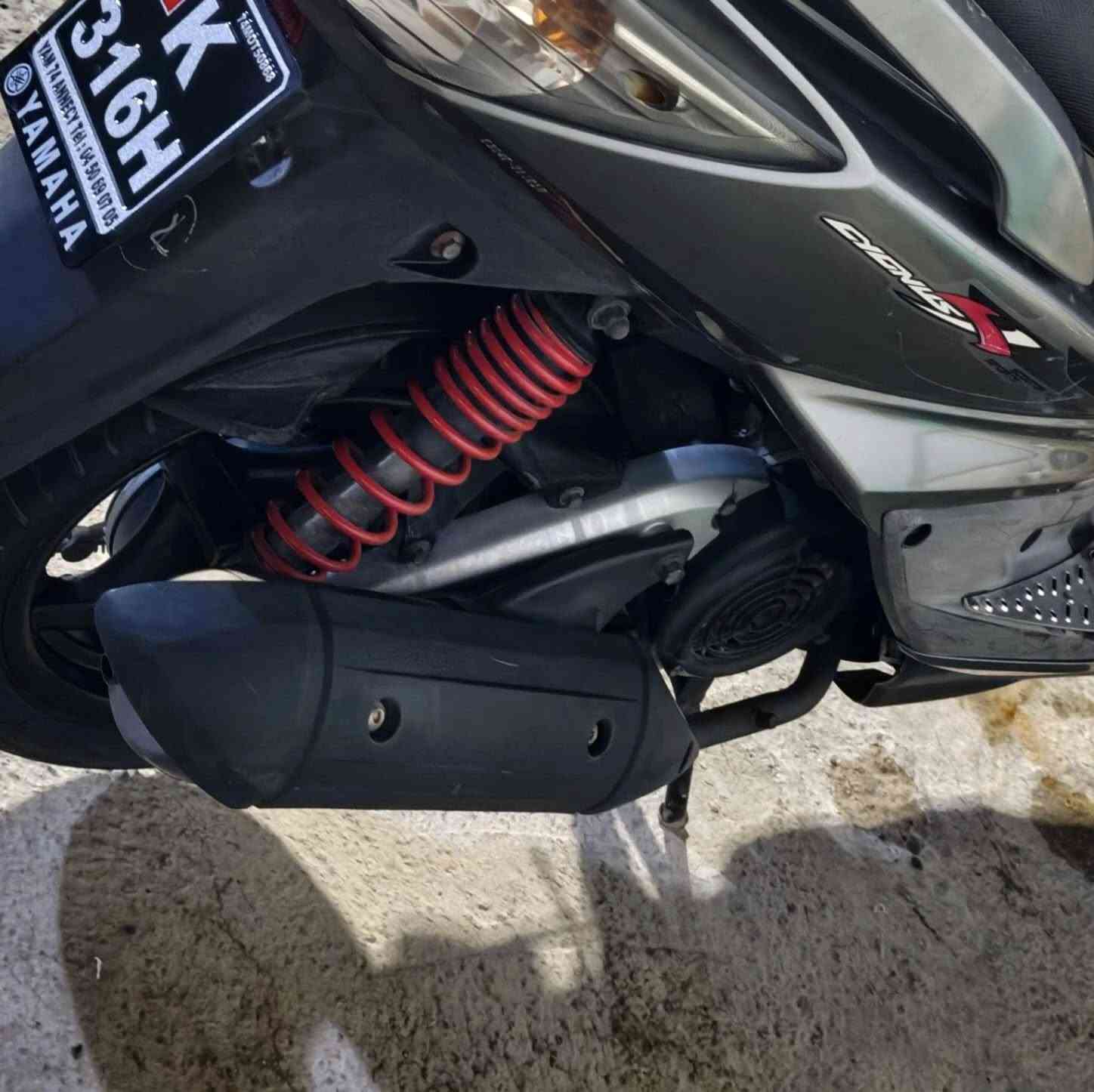 للبيع سكنز فحل 
فقط بيع 
الدراجه ختم واحد من طول للطول
رمـبه بعدها 
الدراجه كابريتر
نكره سلف وهندر اي وقت يعجبك
الاستفسار واتس اب فقط الاتصال 
***********
