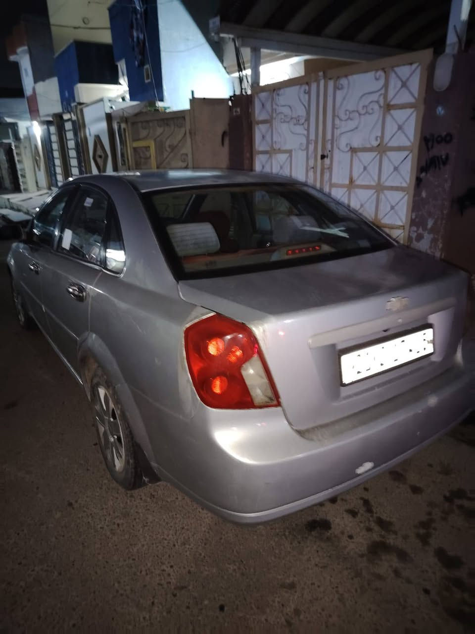 اوبترا موديل 2007 كير ومحرك شرط سيارة نظيفة 
صفحة اليمين مصبوغة جمالية فقط بدون معجون 70 وبيها مجال 
***********
*********** موصل, نينوى
