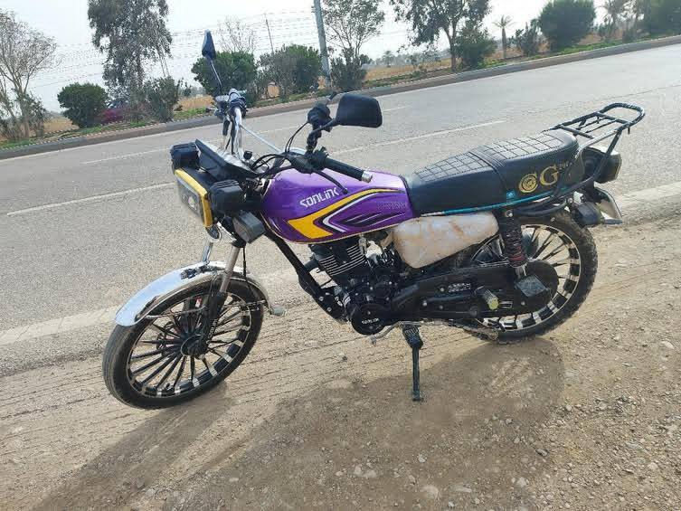 السلام عليكم اخوان دراجه موديل 2025 دراجه مكفوله من كلشي اتصال عل الرقم *********** مكان الدراجة ديالى  بعقوبه الحديد
