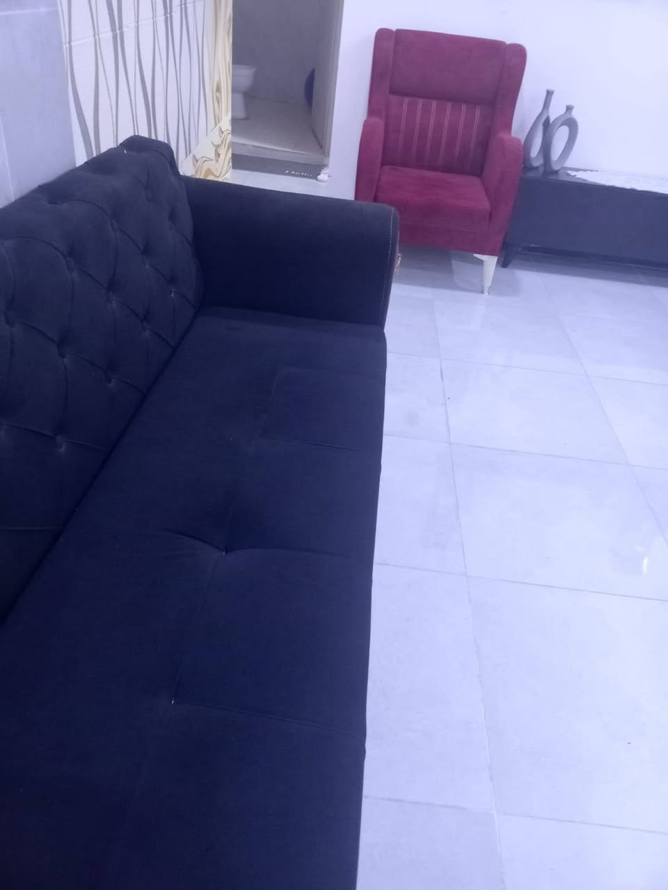 ***********
شراي يراسلني واتساب فقط
غراض بيت كلش نظيفات مستعجله ع البيع اسعار كلش مناسبه واللي ياخذهن كلهن اتساهل بيهن عنوان بغداد الدوره
