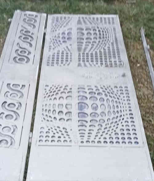 باب+شباك + محجر سعر 80 وبيه مجال ***********
