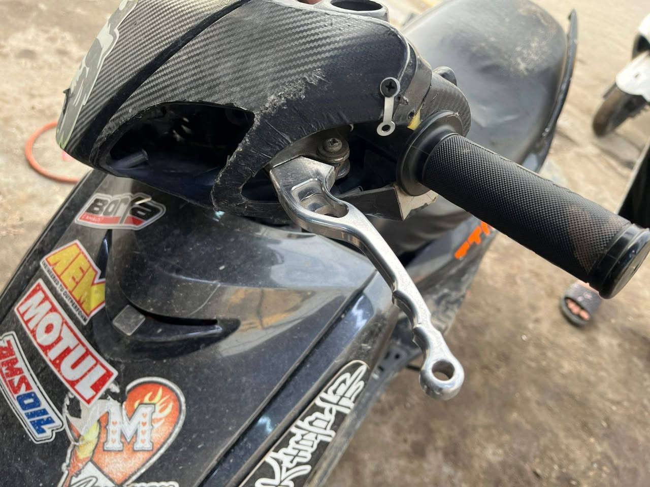 سلام عبيكم تزويد سكنس للبيع كلشي وسعره مكاني زعفرانيه وتوصيل موجود شتريد راسلني واتساب كل شي وسعره ***********
