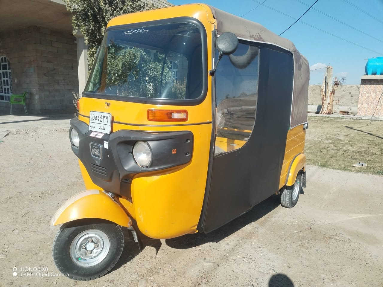 سلام عليكم تكتك للبيع 19 شهر 12 رقم وسنويه مكفوله من صبغ وضربه وتعمير محرك تجفيت جديد بوشه وبستم مكفول من تبخير وتنقيص مكان بغداد 
الهاتف/***********
