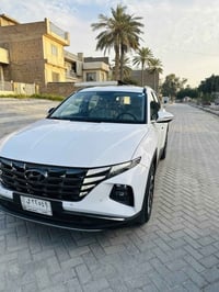 توسان 2024 ماشيه 36 الف مكفوله كفاله عامه  فول عدا البنراما جديده جداً...