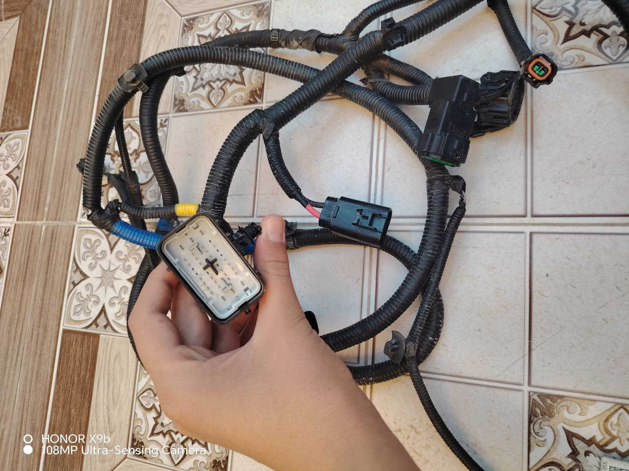 السلام عليكم شباب يوجد لدينا ضفيره هونداي بلسايد موديل 2023 2024 2025 مال بدنه يوجد توصيل جميع المحافظات التواصل أو الاستفسار *********** يوجد واتساب 
*********** يوجد واتساب
العنوان ناصريه حي الصناعي البلوك الأول
