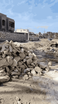 لبناء الحجر اساس هيكل شريان ممرات اسيجه تطبيك الارضيات وكافه انواع العمل الحر لمعرفه التفاصيل اكثر خاص او اتصل*********** ومنه الله التوفيق
