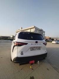تويوتا سينا • ٢٠٢٢ • رقم دهوك