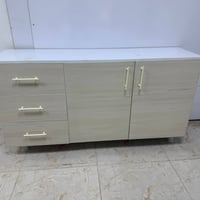 متر ونص • ارضية • بغداد