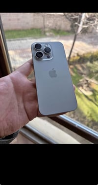 آيفون ١٥ برو • ١٢٨ • بطارية ٨٨٪