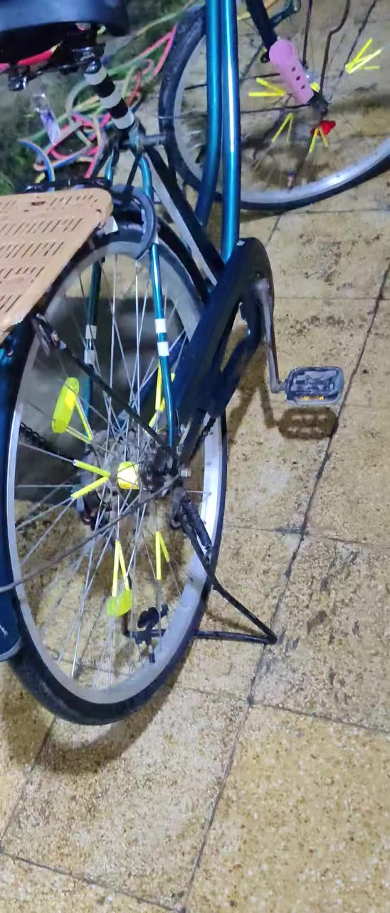 السلام عليكم بايسكل للبيع
البايسكل كفاله عامه مال حاويه
موديل 2017 كفاله عامه ما عدا
الزلغ اللي باللشه لون البايسكل
الاخضر الملكي اللامع نادر
ماكو من هذا اللون الا القليل
سعر البايسكل 170 🔒🔒
🔒🔒🔒🔒🔒🔒🔒🔒
قفل للاستفسار طب لي خاص
***********
