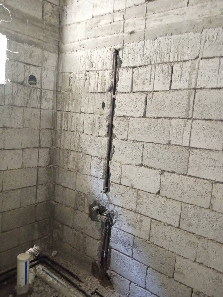 عبد تأسيس صحيات عامه مي مجاري تأسيس بي نضام طرق الحديثه في كركوك ***********
***********
