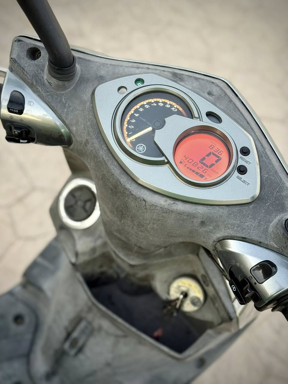 سكنس فحل كابريتر الدراجة نضيفة كلش ماشية 40 الف كفرات ختم واحد مكينة ناعمة كلش ونشطة نص نكرة بكل وكت كهربائيات اشاير اوراق كلهة كاملة وجاهزة مذب عليهة ربع وبل عافية عل ياخذهة وكو فديو هم مصورة الدراجة داير مداير ومن جوة ولكور وكلشي الي يحب يراسلني واتساب ادزة الة وملاحضة ايشي خلاف الصور ولفديو تجي تاخذ الدراجة وكراويك وتروح السعر 725 مكاني بغداد البياع ***********
