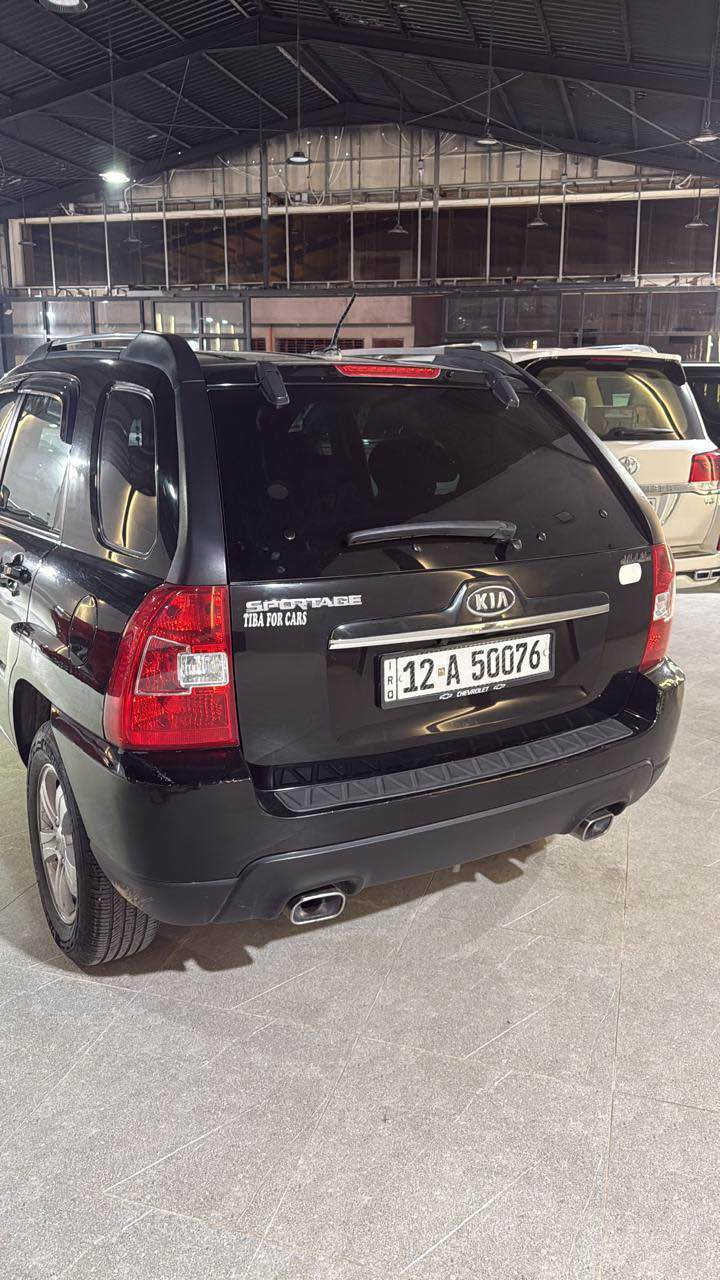 كيا سبورتج 2010 ماشي 107 مايل حقيقي السيارة يمنا من 2013 ع ايد وحده سياره معنه الكلمه جديد و مناقصها برغي نوزلات ممفتوحه مل شركه عليها وبلكات مل شركه سياره كلش حلوه بيها جاملغ وباب نفر وشبر بل دوسه بدون دواخل بدون شواصي مكان السياره موصل سعر 129 *********** دهوك, العراق
