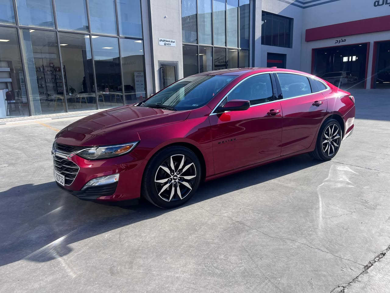 السلام عليكم
للبيع سيارة: شيفرولية ماليبو LT

الموديل:2022

•الضرر: بابين الجهه الصدر

•الرقم: رقم اربيل

السعر : 135

السنويه ل 2029

•المواصفات :

▪️السيارة: شيفرولية ماليبو لون ماروني (دم الغزال)

▪️المحرك: 1.5L توربو (اربعة سلندر)

مع طقم تايرات بحالة ممتازة

▪️بصمات عدد 2 للأبواب مع بصمة جنطة وبصمة تشغيل

▪️لايتات اصفر مع كشافات دعامية LED

▪️شاشة الدشبول حجم كبير للتحكم بأيعازات للسيارة

▪️كامرة خلفية دوارة اصل مع الستيرن

▪️كشنات مخمل

▪️تدفئة لكشنات المقدمة 

▪️تحكم كهرباء لكرسي السائق

▪️قطعتين تبريد امامي وخلفي

▪️ تشغيل عن بعد

▪️سستم صوت 

▪️تحكم ستيرن جهتين بلوتوث وحاكية وكروس سرعة وتحكم صوت 

▪️نظام ABS مانع انزلاق

▪️ هاند بريك بصمه 

▪️اوتو ستوب 

للإستفسار ***********
