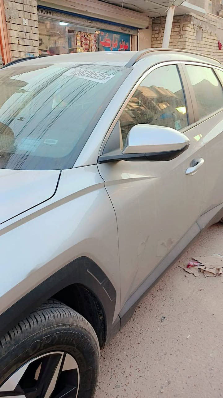 السلام عليكم 
للبيع توسان رقم شهداء بأسمي بغداد
موديل 24 وارد امريكي 
حادث موضح باصورة 
مواصفات موضحه بصورة
السعر خاص وتدلل 
ستفسار ***********
