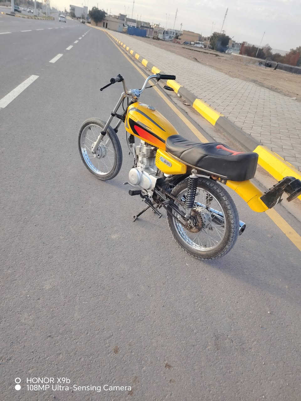 سلام عليكم شباب للبيع نامه شاصي موديل2018تعميره 25مكينه مبدل بيش بستم والفات فقط وراق سكنر سكنر وبيه لحيم بصيط بل شاصي شراي يجي خاص مكان العزيزيه ***********لمعلومن بدون سبايدر بيع
