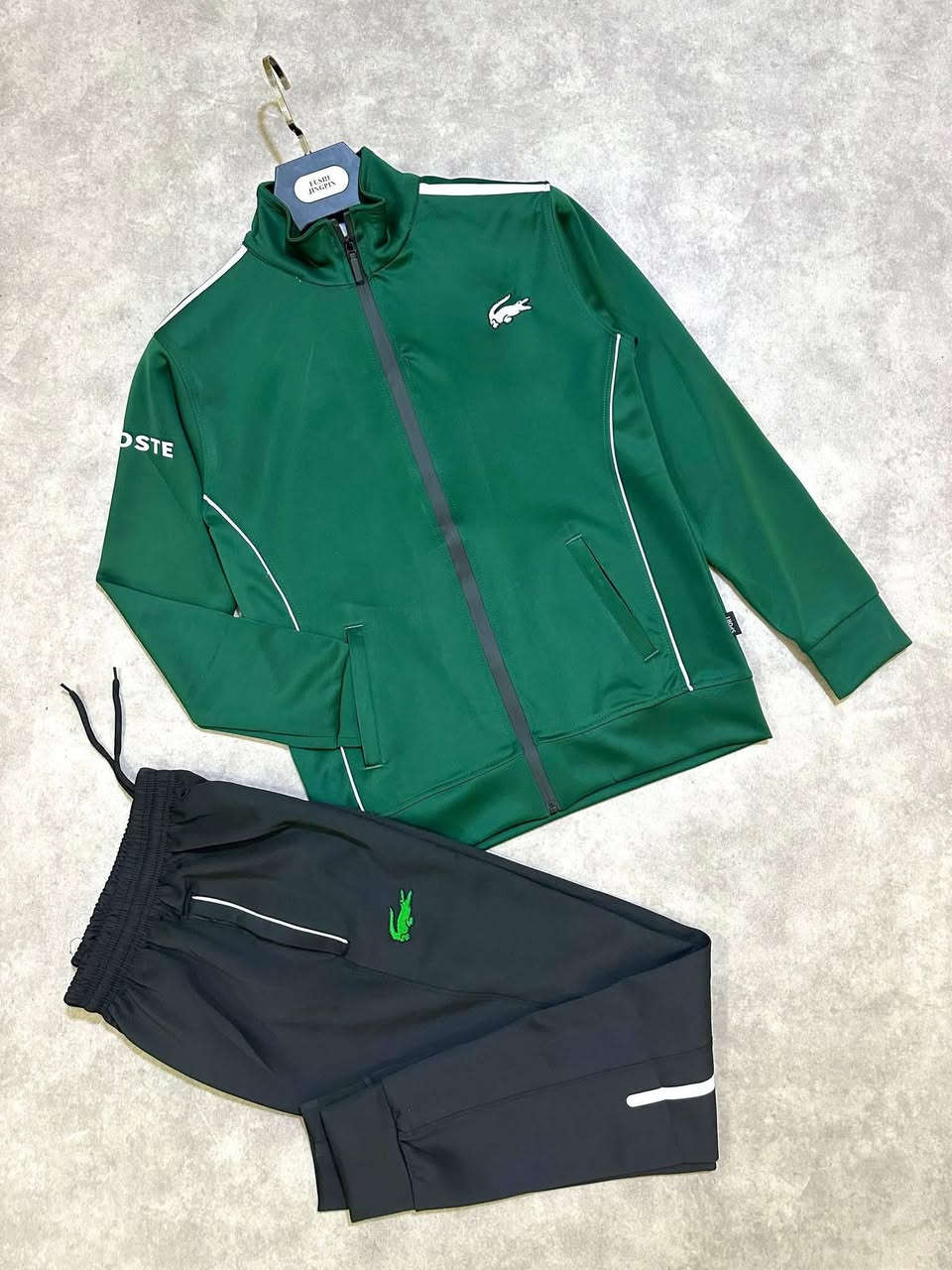 تصفيه نهايه موسم السعر فقط 13 الف احجام متفرقه عنوان ورقم خانقين فرع شرطه مقابل  احذيه علاء حداد


**إذا كنت صاحب هذا الإعلان وتريد حذفه لأي سبب، رجاءا أرسل رسالة إلى الدعم الفني**